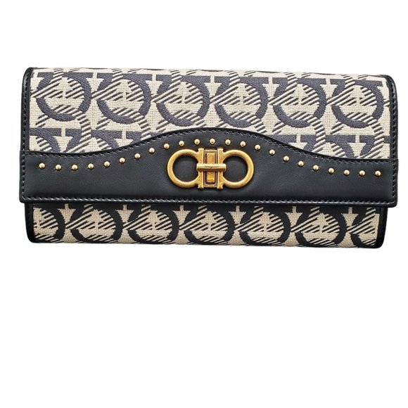 Salvatore Ferragamo Wallet - Picture 1 of 12